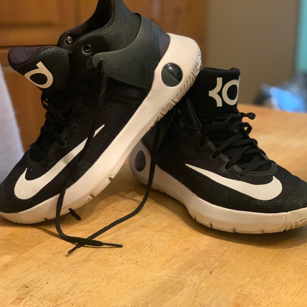 Mens Nike KD Basketball Shoes